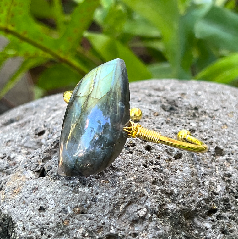 Labradorite cuff 2025