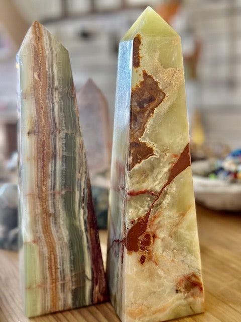 Large Green Banded Onyx Obelisk